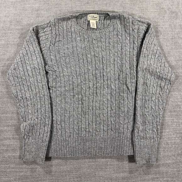 L.L. Bean Sweaters - L.L. Bean Cable Knit Sweater Womens‎ Small Gray Excellent Lambswool Crewneck